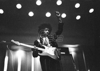 Si sot, në këtë ditë më 27 nëntor, lindi Hendrix dhe Celsius dhe vdiq Duma