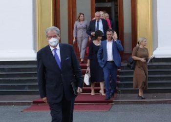 Misteri i mbështetjes së çuditshme që i vjen Sali Berishës nga Kosova