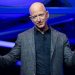 Habit Jeff Bezos: Në të ardhmen, njerëzit do të lindin në hapësirë, pushimet do t’i bëjnë në tokë