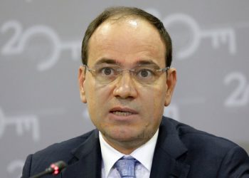 Shkarkimi i sekretares së PD-së në Sarandë/Nishani: Veprim ordiner, demokratët do ringrenë PD-në!