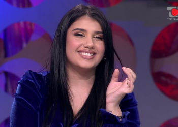 FOTOT/ “Kapa babin duke tradhtuar mamin”! Trondit Ana me rrëfimin e saj: Si zbulova gjithçka dhe divorci….!