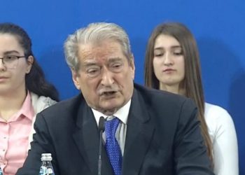 Berisha betohet në Kurbin: Në dashtë Zoti deri në 95 vjeç do jem në politikë, do më keni aty. Përgatituni