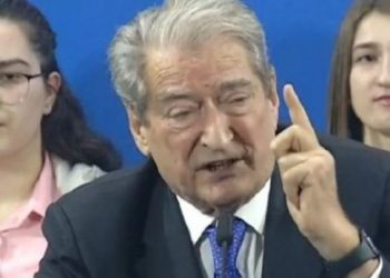 Sali Berisha “hakmerret” ndaj Perëndimit/ Sulm kundër SHBA-ve përmes njeriut të rusëve