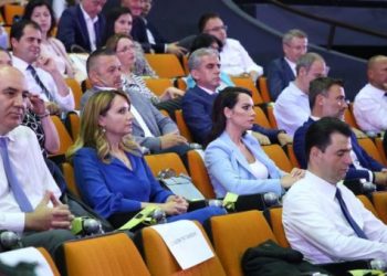 “Pasuria, familja, origjina, grushti”/ Nga Berisha, Basha, Këlliçi tek Duma, kush janë deputetët më të klikuar në PD dhe për çfarë kërkohen më shumë