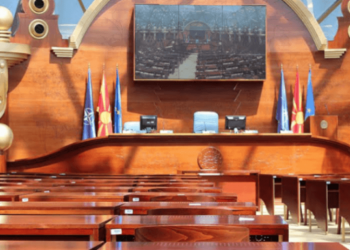 Ndërpritet seanca për votëbesimin e qeverisë së Zaev, opozitës i ikën një votë nga Lëvizja “Besa”