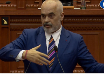 Rama-opozitës: Jam piktor por mësoj për detyrën, ju s’keni lidhje me të djathtën. Akademia e barinjve….!