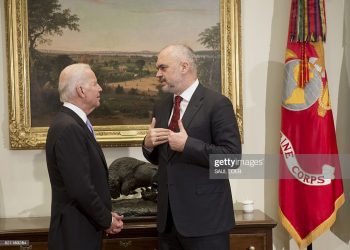 Biden fton Shqipërinë në ‘Samitin e Demokracisë’, Serbia lihet jashtë