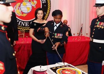 246-vjetori i krijimit të “Marinsave” amerikanë/ Yuri Kim shpërndan pamjet nga ceremonia festive, shfaqet në krah të ministrave Peleshi e Xhaçka: Besnikë