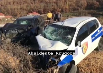 VIDEO/ Pamje e frikshme, si u përplas “kokë më kokë” makina e efektivit me “Benz-in” në Rrugën e Arbrit