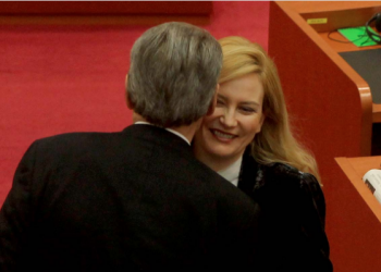 Tjetër deputete braktis Bashën për Berishën, Mesila Doda: Që kur përjashtohesh nga PD pse mendon ndryshe?