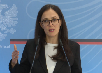 Eurobondi/ Ibrahimaj: Deri në fund të këtij viti e çon borxhin 80.2%. Koha më e mirë për të dalë në treg