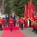 VIDEO/ Kryeministri i Holandës Mark Rutte mbërrin në Tiranë, pritet me ceremoni shtetërore nga Rama