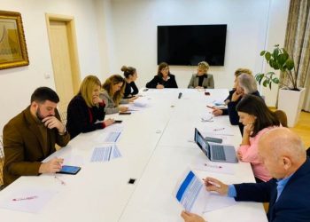 “Kostot e jetesës po rriten”/ Kryemadhi ankohet: Arsimi prioritet kombëtar, ja propozimet e LSI!
