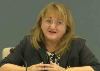 “Green pass”, nëse rriten rastet/ Rakacolli: Vendimi varet nga ecuria e pandemisë