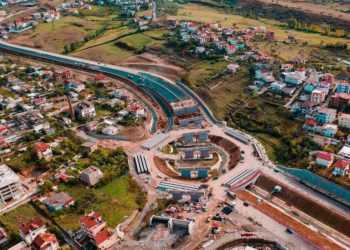 Si devijon trafiku në Tiranë/ Nga sot bllokohet për 14 ditë kalimi nga rrethi i Shkozës deri në Farkë