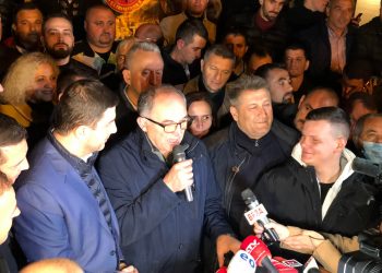 “Vetëvendosje” dështon edhe në Prizren, fituesi i PDK: Sot i themi JO korrupsionit!