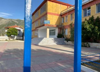 Mësues dhe nxënës me COVID/ Autoritetet marrin vendimin: Shkolla do të mbyllet për 10 ditë!