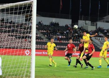 Mbrëmjen e sotme “derbi shqiptar”/ Kuqezijntë e Alban Bushit sfidojnë sot Kosovën në “Fadil Vokrri”
