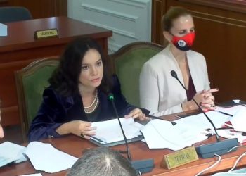 ‘Më shijon theksi dhe toni juaj’/ Ironia e Spiropalit me deputetët e PD krijon debate. Bylykbashi: Kujdes kur flet!