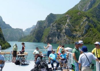 Turizmi po i rikthehet gradualisht niveleve të para krizës/ Eurostat: Rikuperimi më i shpejtë në Europë