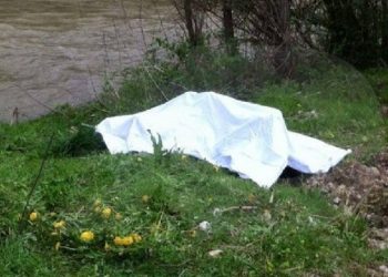 Gjendet një person i vdekur në rrugën ‘Kongresi i Lushnjes’ në Tiranë, ja kush dyshohet