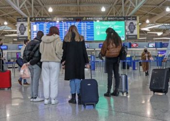 Greqia shtrëngon masat për festat, kushti i ri për të kaluar doganën