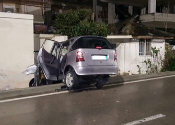 Vlorë/ Makina përplas 10-vjeçarin, dërgohet në spital