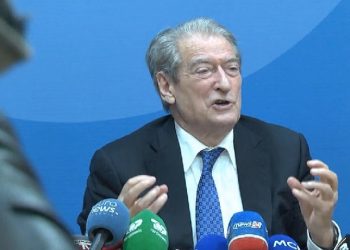Berisha i vendosur të marrë drejtimin e partisë: Nuk largohem! Do jem në garë për kreun e PD-së