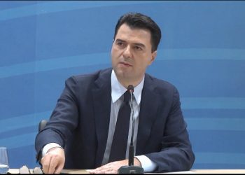 “Nuk do ia fal kurrë”/ Basha: Berisha është bërë një barrë për PD-në! Regjimi largohet me një parti krah SHBA-ve