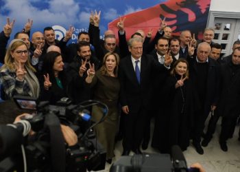 Nis përplasja e PD në Gjykatë! Dy ditë pas Bashës, Berisha depoziton Statutin e “stadiumit”