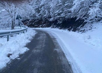 “Zinxhirë dhe goma dimërore”/ ARRSH: Këto janë akset ku duhet të lëvizni me kujdes!