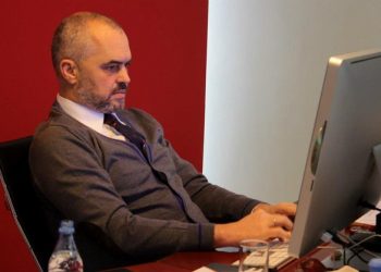 Ja dy femrat e vetme që ndjek Edi Rama në rrjetet sociale (FOTO)