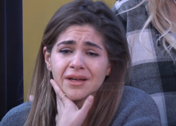 “Nuk merrja dot frymë”/ Çfarë i ndodhi? Sara tmerron gjithë banorët, shpërthen në të qara
