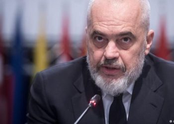 Rama zbulon nismën e radhës: Në shkolla do të ndërtojmë parcela bujqësore, të mbillen perime!