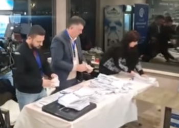 Sali Berisha jep lajmin për Referendumin: Basha humbi në lagjen e tij