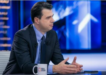 Pse nuk e fiksuat në statut që kryetari të dorëhiqet nëse humb zgjedhjet? Basha: Tsipras e Berluskoni nuk ikën. Unë…!