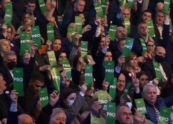 Kuvendi Kombëtar i PD përjashton Berishën: Personat e shpallur ‘non grata’ nga SHBA, do jenë të papajtueshëm me çdo funksion drejtues në PD