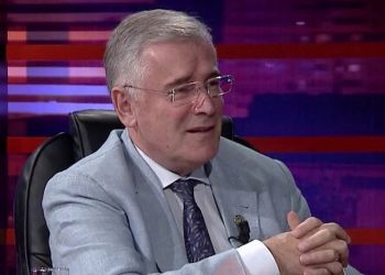 Vargjet e tua kishin dritë dhe forcë! Elegji për një poet dhe mik shumë të çmuar