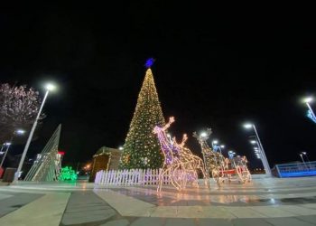 ‘Mbrëmje festive nga Belshi’/ Rama poston videon me pamjet e mrekullueshme nga qyteti liqenor