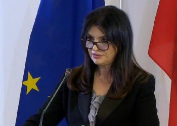 “Ky dordolec  nuk tremb askënd”/ Topalli: Ja dy opsionet që i kanë mbetur Lulzim Bashës!