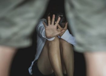 Ngjarja e rëndë në Mat/ 27-vjeçarja shfrytëzonte motrën e saj të mitur për prostitucion, punonte me…