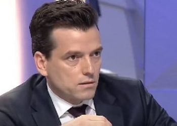 “Në PD ka njerëz të armatosur”/ Deklarata e fortë e Shehaj: Nuk hyjmë në seli se s’duam viktima