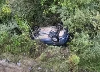 Aksident i rëndë në Berat, makina bie në humnerë. Ja informacionet e para të policisë