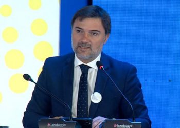 Alibeaj prezanton ndryshimet statutore për Aleancën Qytetare: 10% të posteve drejtuese do jenë për intelektualët