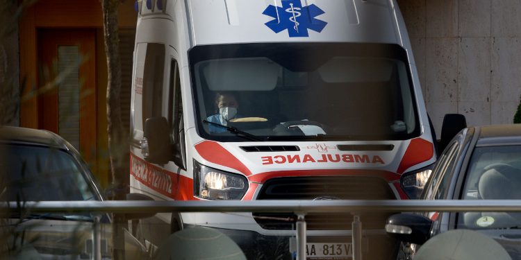 Shkoi në spital me temperaturë të lartë, ndërron jetë fëmija 3 vjeç në Elbasan
