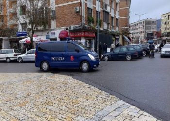 Malësi e Madhe/ Bashkëshorti denoncoi zhdukjen e të shoqes, 48-vjeçarja dyshohet se është vetëhedhur nga një grykë