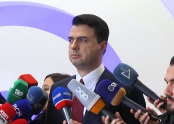 “Do dëgjoni prej tij për shpalljen non-grata të Berishës”/ Basha pas takimit me Escobar: Folëm për aktualitetin politik