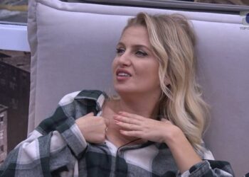 “I bllokova thirrjet”/ Beniada tregon debatin e ashpër me babanë e saj