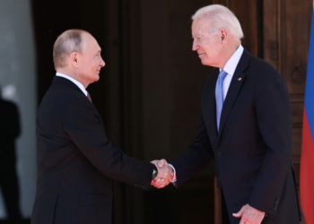 Biden qetëson Ukrainën mes frikës së një pushtimi rus