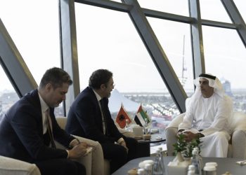 “Mundësi për të ardhmen”/ Çuçi vizitë në Emiratet e Bashkuara Arabe: Dy vendet tona ndajnë sfida të përbashkëta!